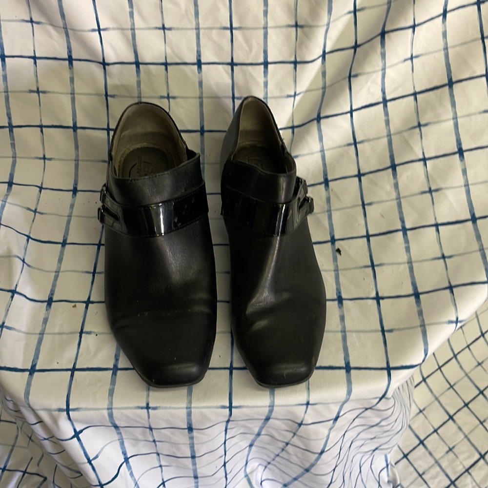 Life stride simple comfort boots